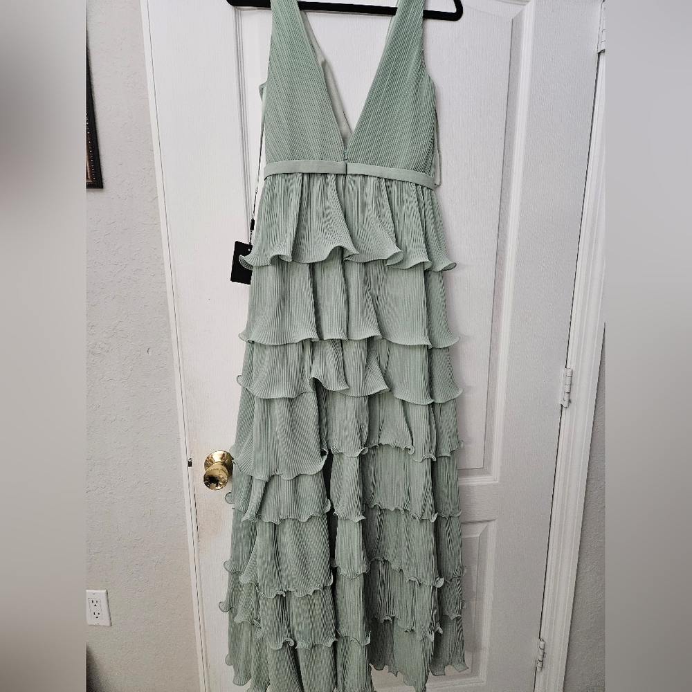 Ieena for Mac Duggal Sleeveless Ruffle Tiered V Neck Gown SZ 6 NWT 49054 - Picture 8 of 13